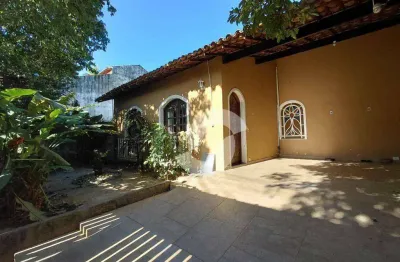 Casa com 4 dormitórios à venda, 250 m² por R$ 895.000,00 - Mata Paca - Niterói/RJ