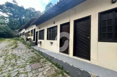 Terreno à venda na Rua Georgina da Conceição, 54, Itaipu, Niterói