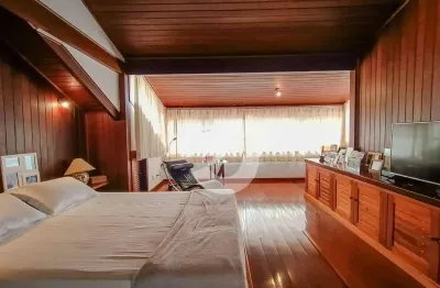 Mansão charmosa com 4 dormitórios + cômodo reversível à venda, mais de 300 m² por r$ 1.950.000 - são francisco - niterói/rj