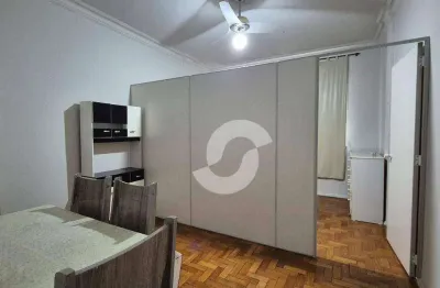 Centro - 2 quartos - excelente apartamento com 2 quartos 1 banheiro social, sala em 2 ambientes, cozinha, dependência. r$ 330.000