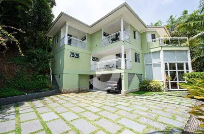 Luxo, Exclusividade e Segurança no Ubá Independência – Casa Duplex com Piscina e 3 Suítes