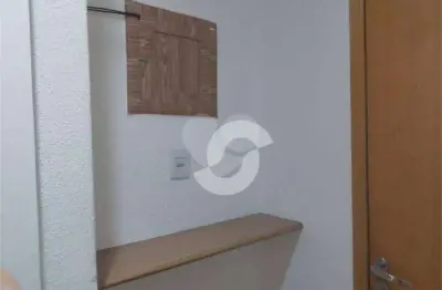 DESCUBRA A OPORTUNIDADE PERFEITA: Kitnet/Conjugado Compacto e Funcional no coração da cidade!