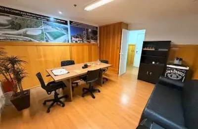 Sala comercial com 1 sala à venda na Rua Visconde de Sepetiba, 935, Centro, Niterói