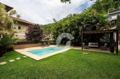 Oportunidade! Linda casa em condomínio alto Padrão em Itaipú/Niterói