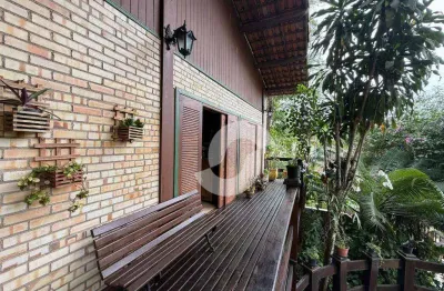 Casa com 2 dormitórios à venda, 248 m² por r$ 550.000,00 - sape - niterói/rj