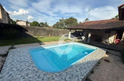 Casa com 2 dormitórios à venda, 113 m² por R$ 420.000,00 - Itaipu - Niterói/RJ