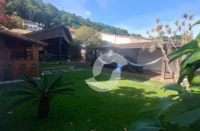 Casa com 3 dormitórios à venda, 120 m² por R$ 680.000,00 - Itaipu - Niterói/RJ