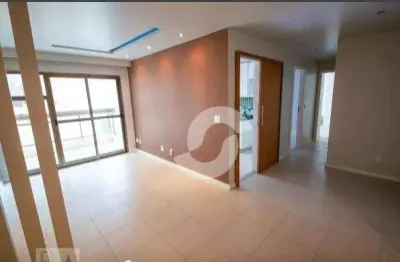 Belíssimo apartemento em rua bucólica em  são francisco - niterói/rj