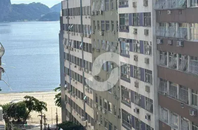 Edifício exclusivo - Apenas 8 unidades, 4 quartos,dependência , vaga,primeira quadra - Icarai