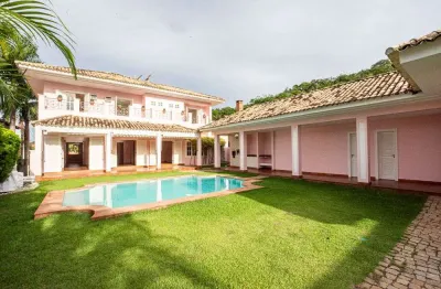 Casa com 6 dormitórios à venda, 700 m² por R$ 3.850.000,00 - Piratininga - Niterói/RJ