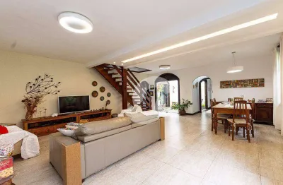 Casa com 5 quartos à venda na Rua Sant Ana, 100, Maria Paula, Niterói