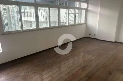 Apartamento com 3 dormitórios à venda, 90 m² por R$ 580.000,00 - Icaraí - Niterói/RJ
