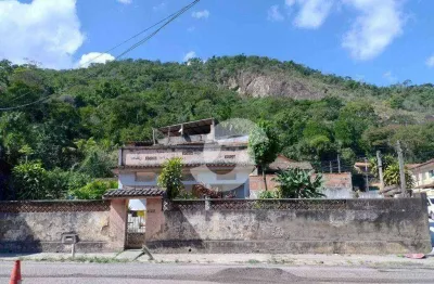 Casa com 3 dormitórios à venda, 340 m² por R$ 345.000,00 - Itaipu - Niterói/RJ