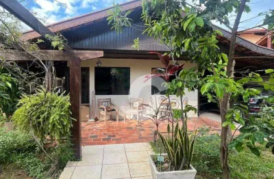 Casa com 3 dormitórios à venda, 300 m² por R$ 1.350.000,00 - Itaipu - Niterói/RJ