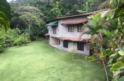 Sítio com excelente área externa, 3000 m², perfeito para construção clinica de repouso/reabilitação, pousada e lazer