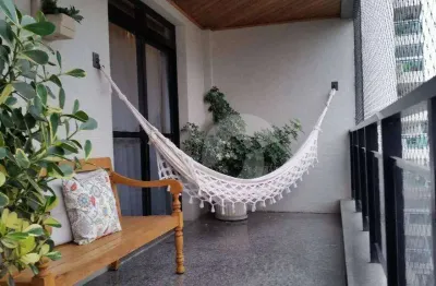 Lindíssimo 3 suítes com 3 varandas no jardim santa rosa