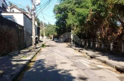 Terreno à venda na Rua Mário Joaquim Santana, 39, São Francisco, Niterói
