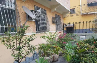 Apartamento térreo, dentro de uma vila graciosa, com 3 dormitórios, copa cozinha e 1 vaga