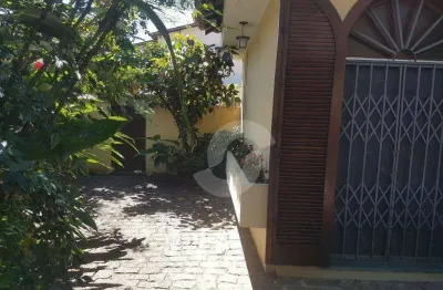 São francisco  realize o sonho de morar em uma casa linear, com quintal e ótima planta  de 4 quartos, 1 ste e garagem
