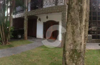 Casa com 6 dormitórios à venda, 400 m² por R$ 1.050.000,00 - Piratininga - Niterói/RJ