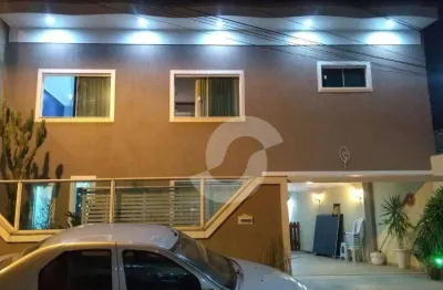 Casa com 3 dormitórios à venda, 240 m² por r$ 790.000,00 - camarão - são gonçalo/rj