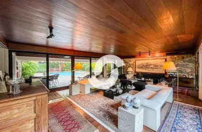 Casa com 4 dormitórios à venda, 743 m² por R$ 7.000.000,00 - São Francisco - Niterói/RJ