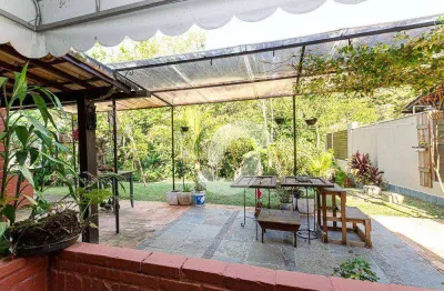 Casa com 3 dormitórios à venda, 164 m² por r$ 1.100.000,00 - pendotiba - niterói/rj