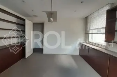 Conjunto comercial 175 m² - 5 salas - 1 vaga - república - locação ou venda