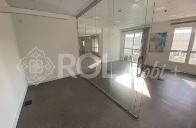 Sala comercial com 4 salas para alugar na Rua Doutor Alfredo de Castro, 200, Barra Funda, São Paulo