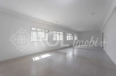 Apartamento totalmente reformado, com 3 dormitórios e 2 vagas na joaquim eugênio de lima, jardim paulista.