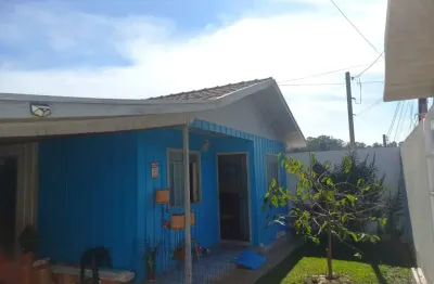 Casa no bairro do butiatuvina (ao lado de santa felicidade) curitiba-pr