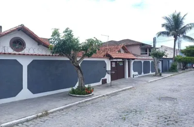 Casa em condomínio à venda 2 quartos, 2 vagas, 81m²