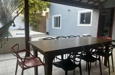 Casa para venda em cabo frio, guriri, 4 dormitórios, 2 suítes, 3 banheiros, 2 vagas