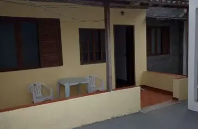 Casas- ideal para hostel ou pousada em excelente localização