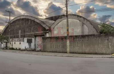Galpão de grande porte na mooca com potencial de valorização
