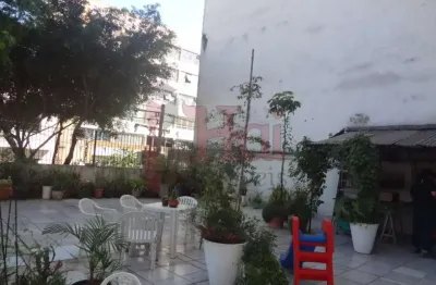Apartamento amplo com vista para jardim | 3 dorms (1 suíte) próximo ao metrô