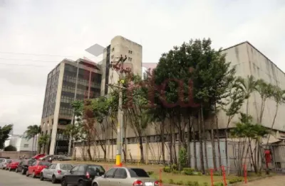 Excelente prédio com 9.000m² construído, prox. da marques de são vicente,metro e marginal tietê