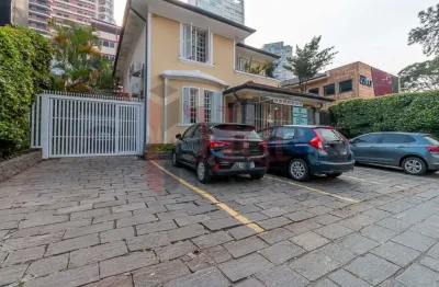 Casa comercial com 22 salas à venda na Avenida Pacaembu, 1044, Pacaembu, São Paulo