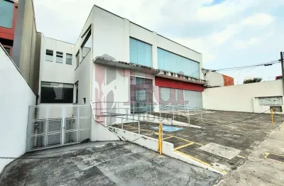 Vende-se ou Aluga-se Prédio Comercial com 1.407m² na Vila Regente Feijó.