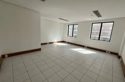 Sala comercial para alugar na rua rodrigo romeiro, centro, bauru, 30 m2 por r$ 1.050