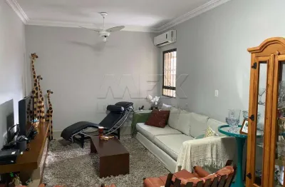 Casa com 3 quartos à venda na rua oliciar de oliveira guimarães, jardim américa, bauru, 199 m2 por r$ 780.000