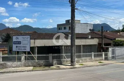 Terreno à venda na Rua Ivora, Vila Nova, Joinville