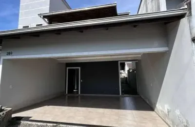 Casa com 3 quartos à venda na Rua Valdemiro Ender, Petrópolis, Joinville