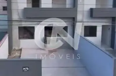 Casa com 3 quartos à venda na Rua Rocha Pombo, Iririú, Joinville