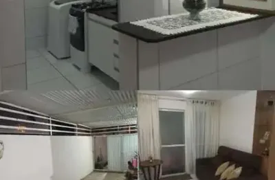 Apartamento no parque do sol, dois dormitorios, wc social,sala, cozinha, uma vaga de garagem apto térreo com área privativa