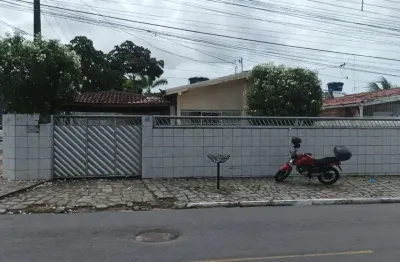 Ótima casa com ponto comercial à venda no ernesto geisel!  ?? localização privilegiada, na principal do bairro ernesto geisel, em rua asfaltada e pró