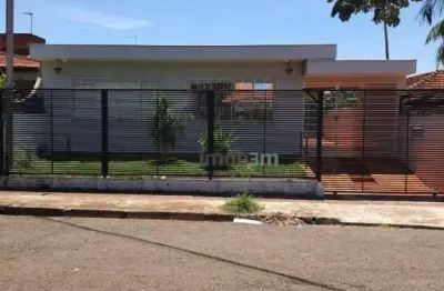 Casa com 4 dormitórios à venda, 174 m² por r$ 700.000,00 - petrópolis - londrina/pr