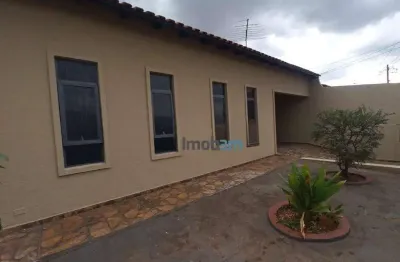 Casa com 3 dormitórios à venda, 100 m² por r$ 420.000 - bandeirantes - londrina/pr