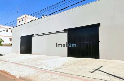 Barracão para alugar, 305 m² por R$ 8.500/mês - Vila Ziober - Londrina/PR