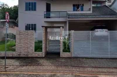 Excelente casa,são cristovão, 5 domitórios   2 suites com hidro , fco beltrão-pr.